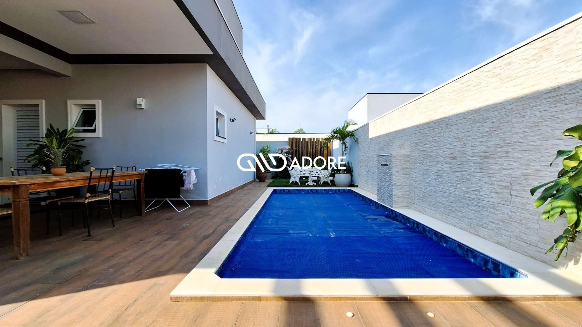 Casa de Condomínio à venda com 3 quartos, 270m² - Foto 2