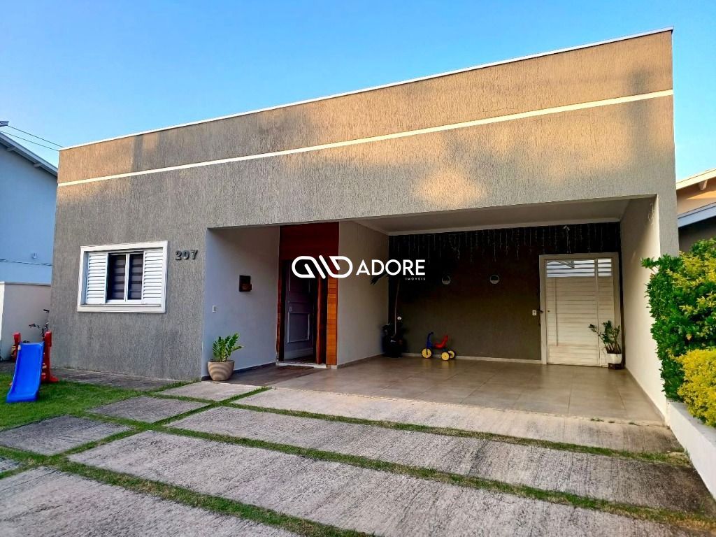 Casa de Condomínio à venda com 4 quartos, 228m² - Foto 1