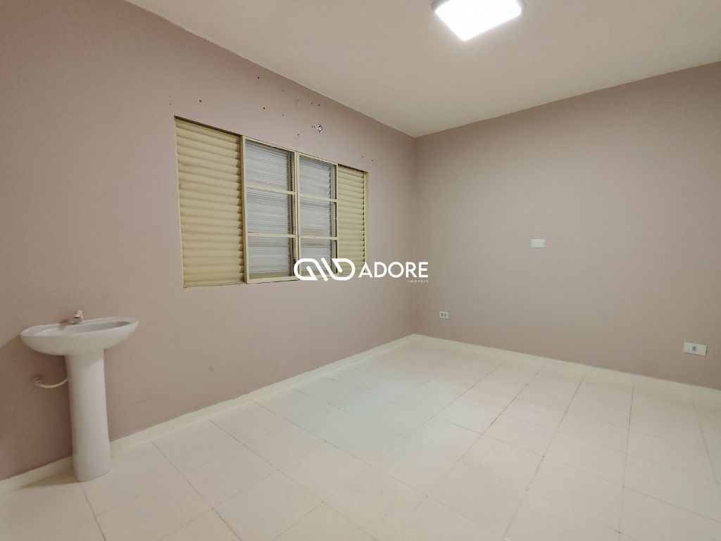 Casa à venda com 1 quarto, 325m² - Foto 15