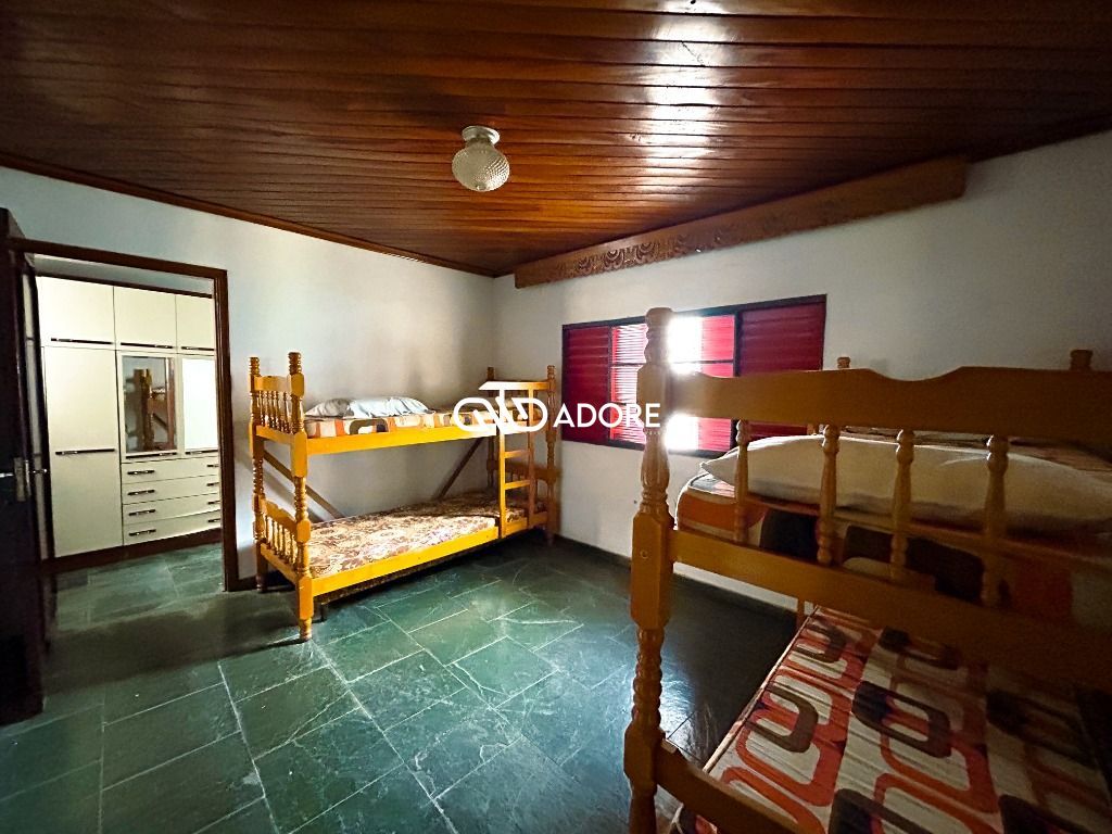 Sítio à venda com 12 quartos, 1000m² - Foto 53