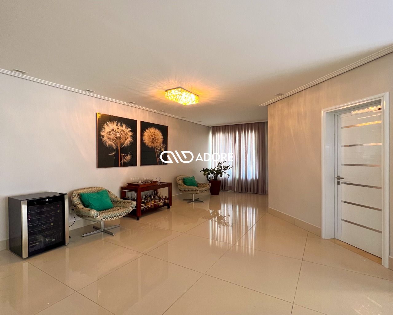 Casa de Condomínio à venda com 4 quartos, 270m² - Foto 4