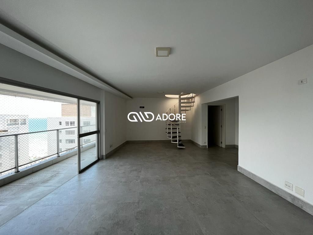 Apartamento à venda com 3 quartos, 350m² - Foto 2