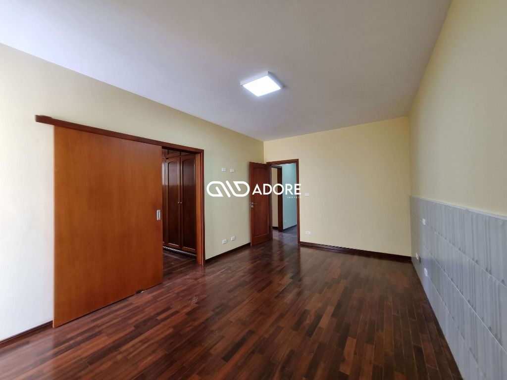 Casa à venda com 3 quartos, 288m² - Foto 46