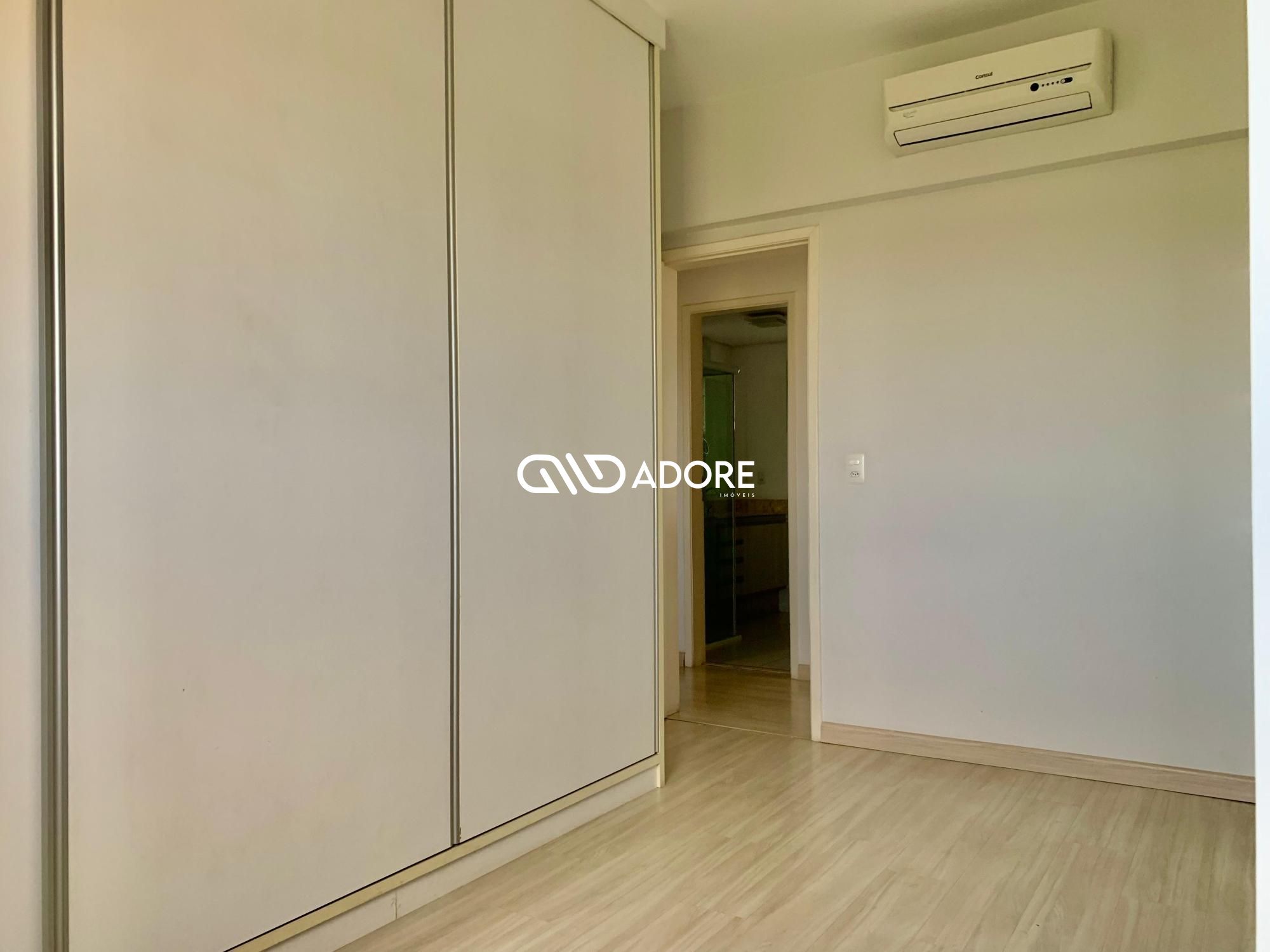 Apartamento para alugar com 3 quartos, 135m² - Foto 23