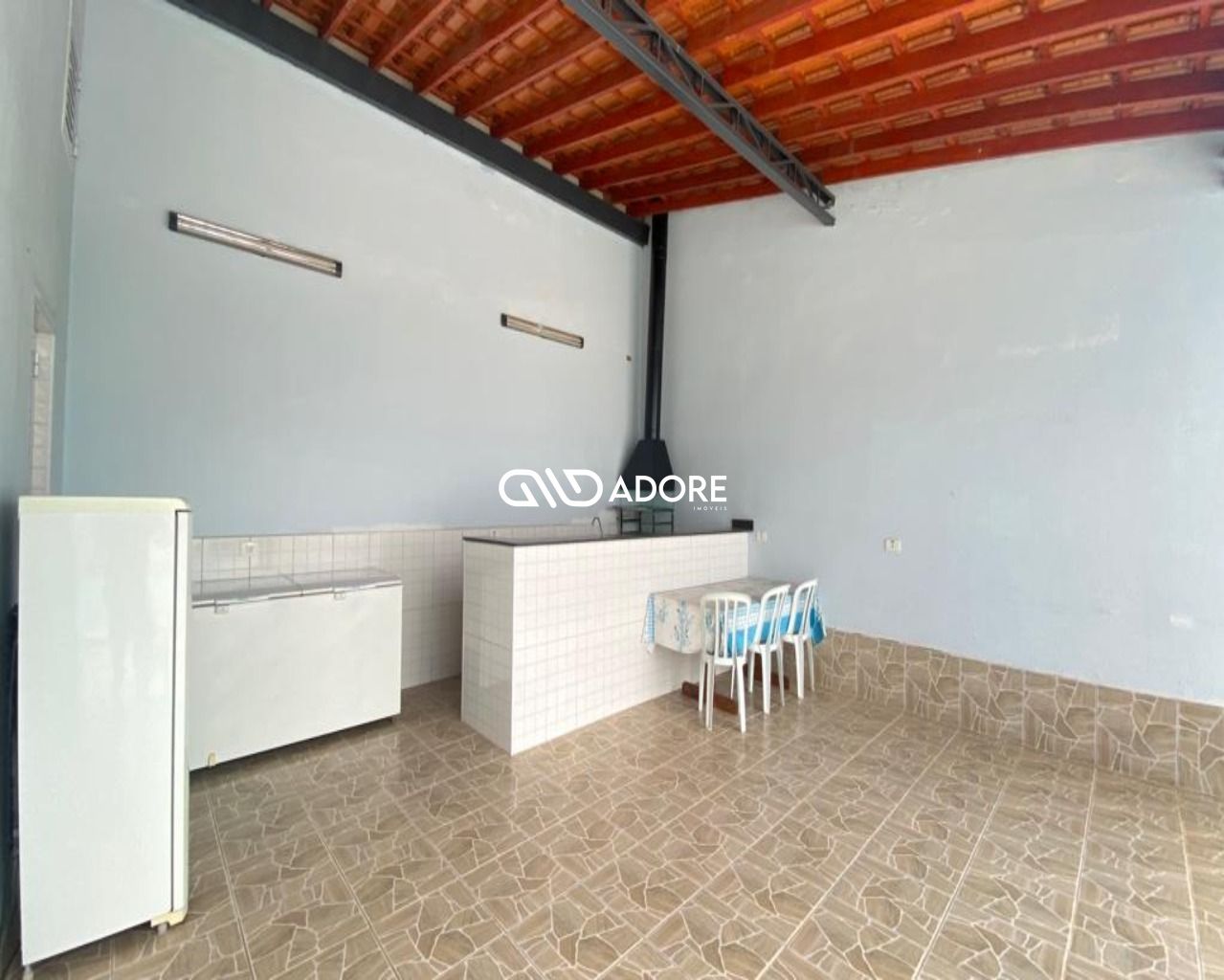 Casa à venda com 1 quarto, 200m² - Foto 9