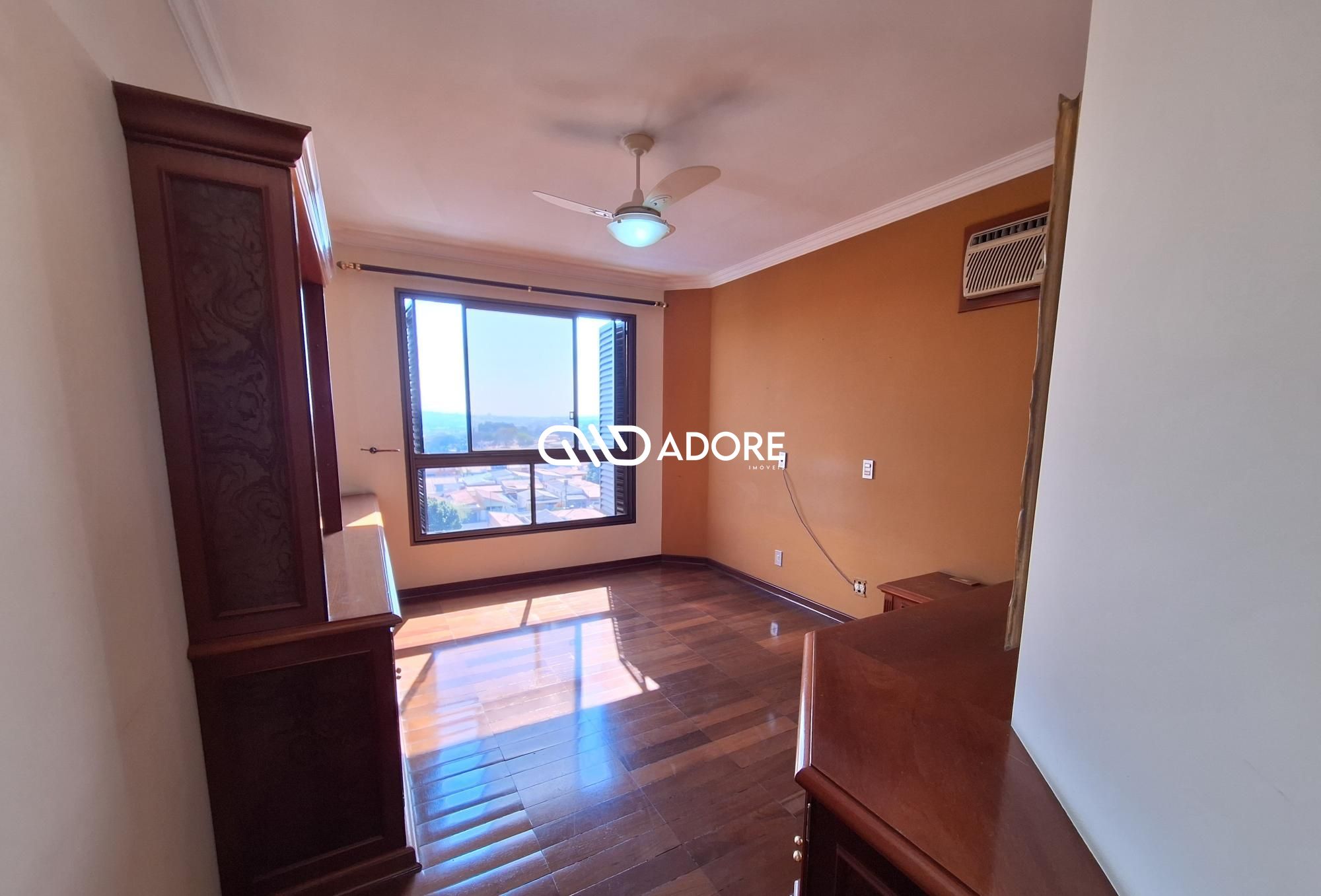 Apartamento para alugar com 4 quartos, 250m² - Foto 17