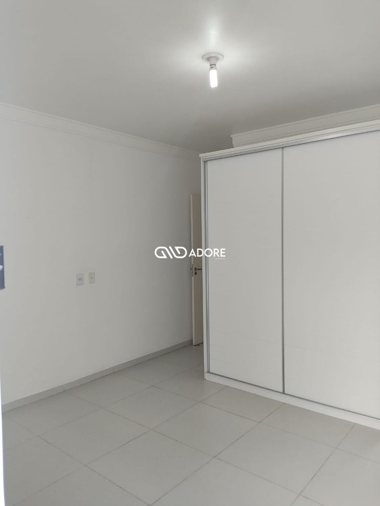 Casa de Condomínio à venda com 2 quartos, 70m² - Foto 2