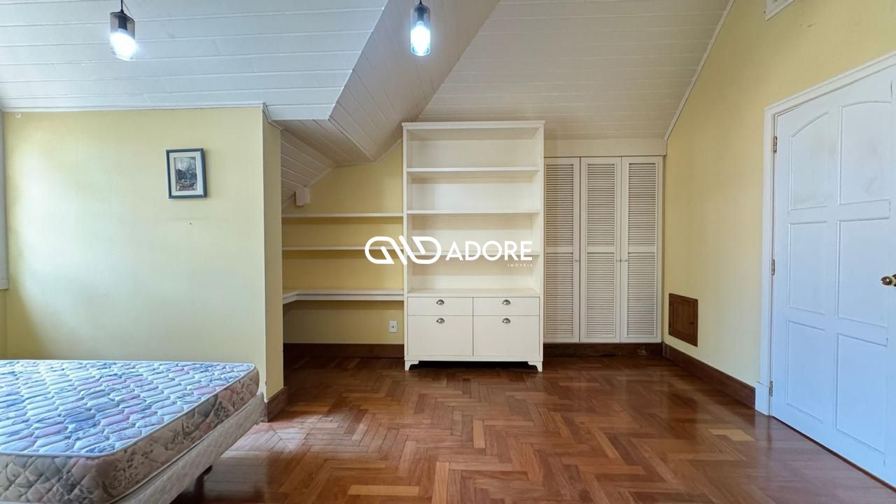 Casa de Condomínio para alugar com 6 quartos, 639m² - Foto 32