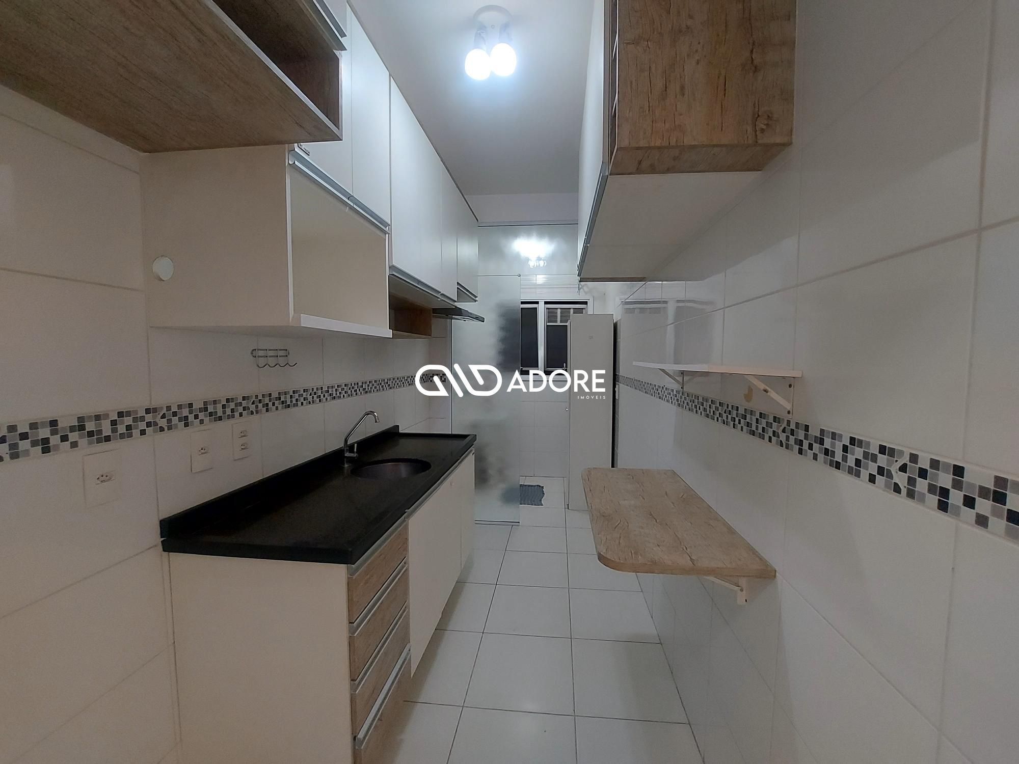 Apartamento à venda com 2 quartos, 62m² - Foto 4