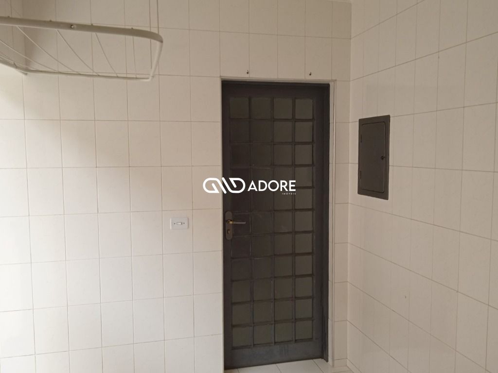 Casa de Condomínio para alugar com 4 quartos, 258m² - Foto 22