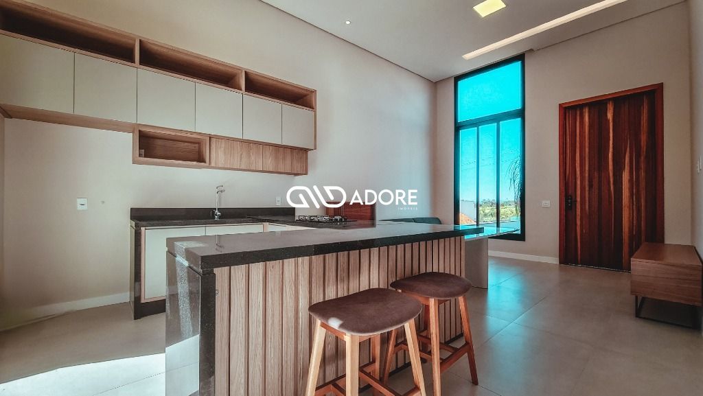 Casa à venda com 3 quartos, 208m² - Foto 4