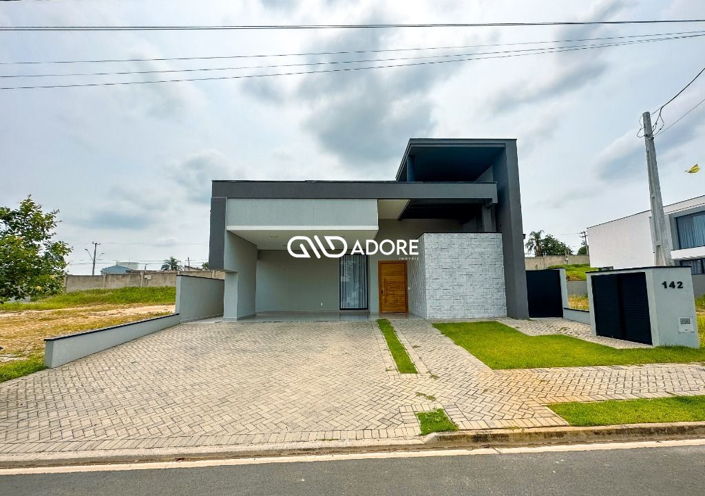 Casa de Condomínio à venda com 3 quartos, 263m² - Foto 1