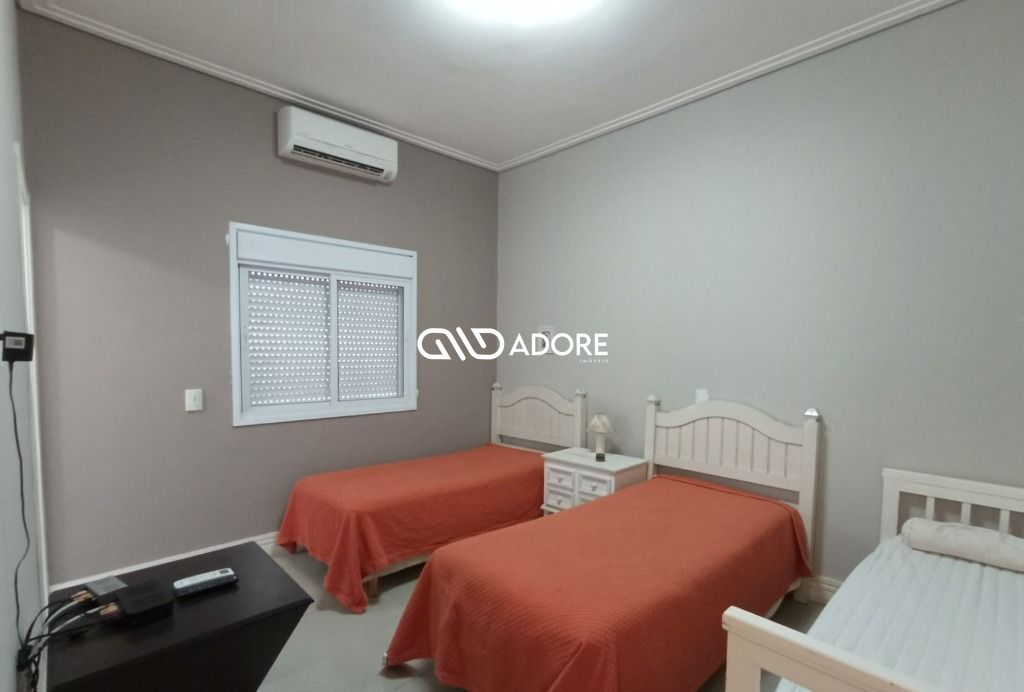 Casa de Condomínio à venda com 4 quartos, 350m² - Foto 20