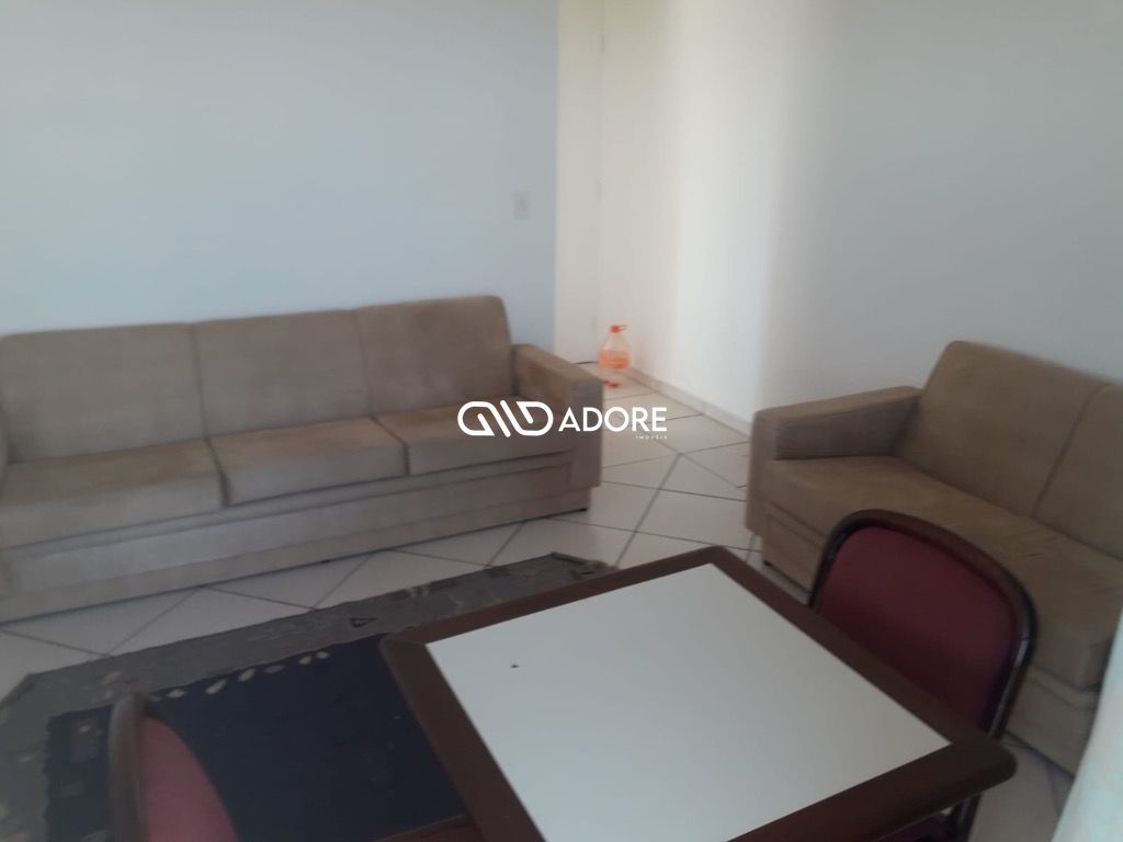 Apartamento à venda com 2 quartos, 70m² - Foto 4