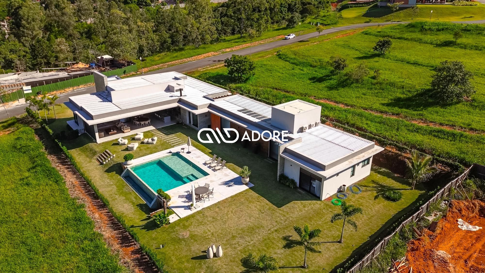 Casa de Condomínio à venda com 5 quartos, 537m² - Foto 1