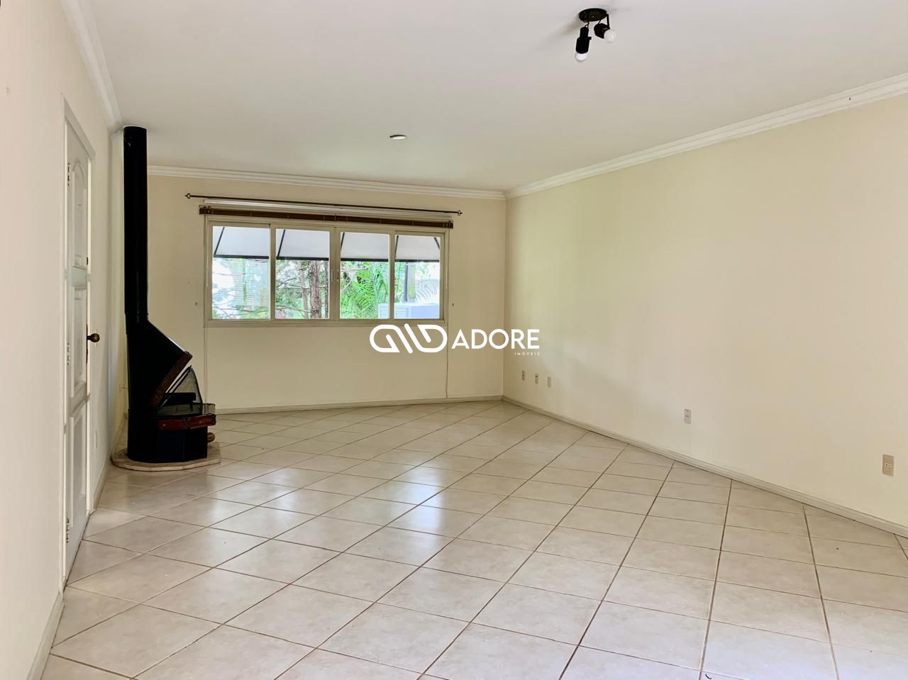 Casa de Condomínio para alugar com 3 quartos, 168m² - Foto 4