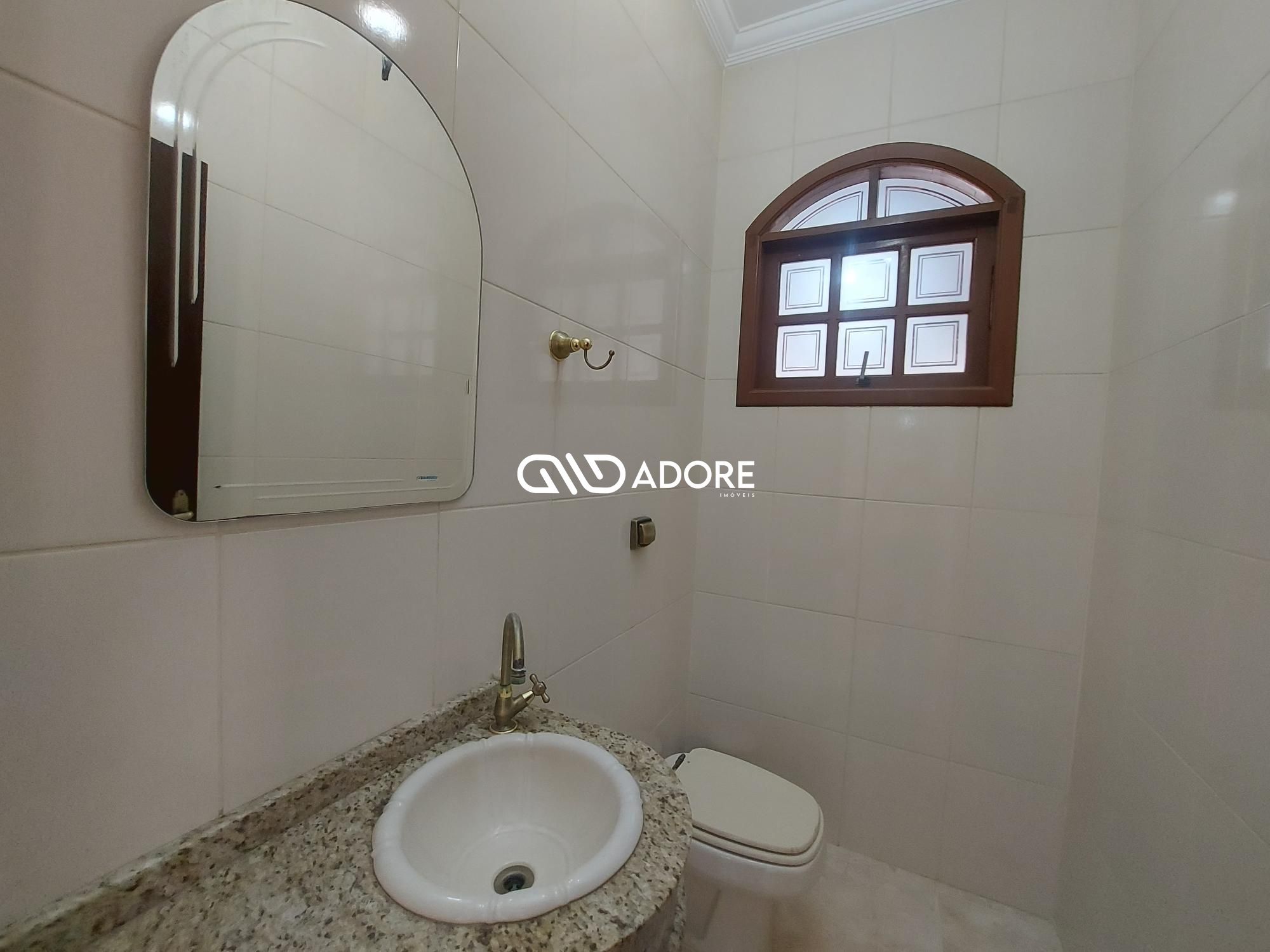 Casa à venda e aluguel com 3 quartos, 246m² - Foto 11