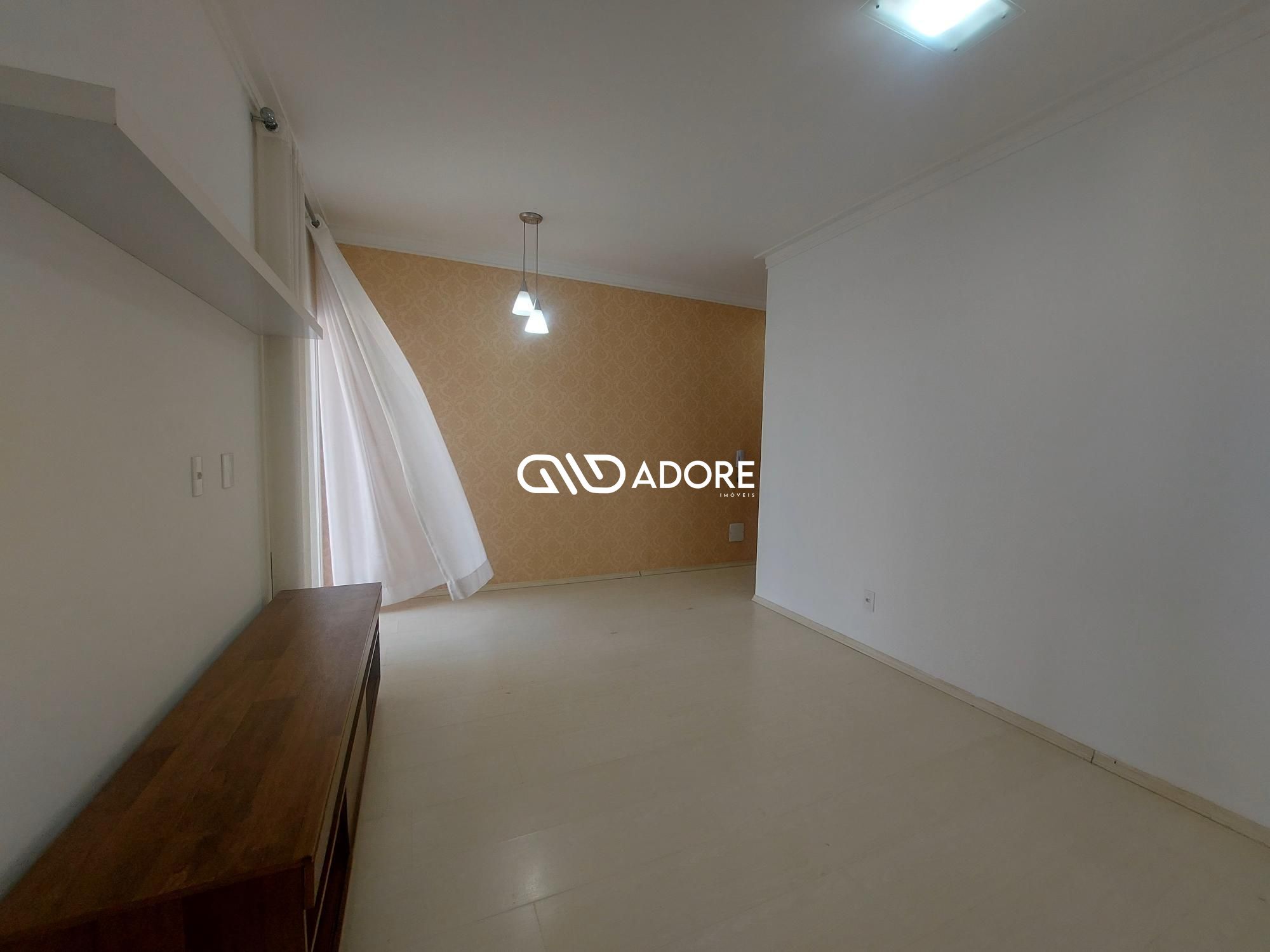 Apartamento à venda com 2 quartos, 62m² - Foto 2