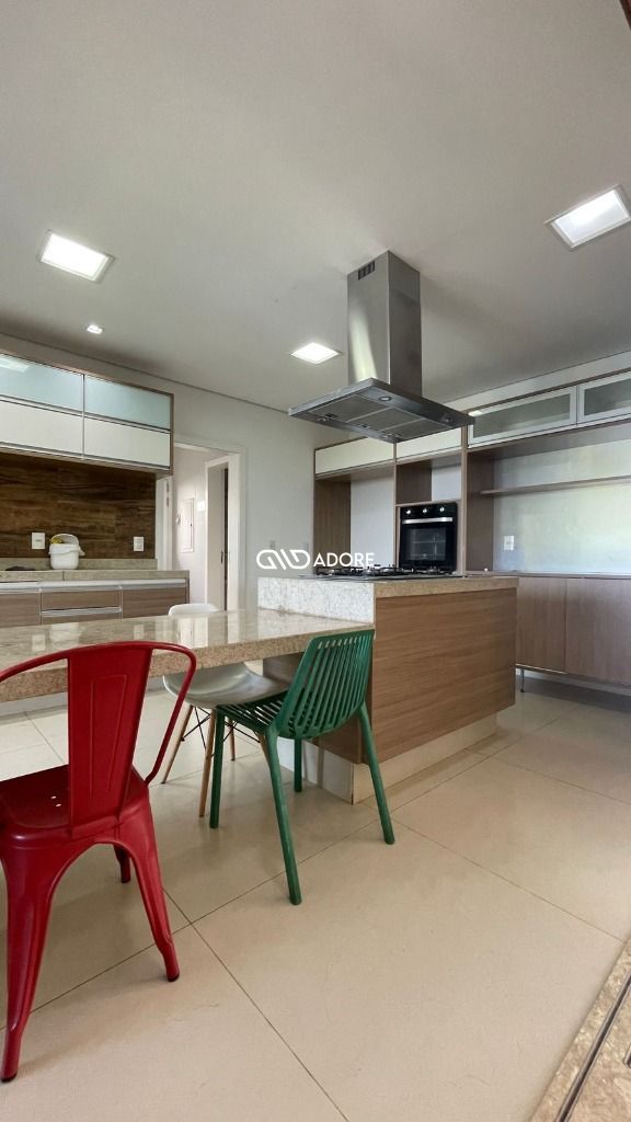 Casa de Condomínio à venda com 4 quartos, 318m² - Foto 5