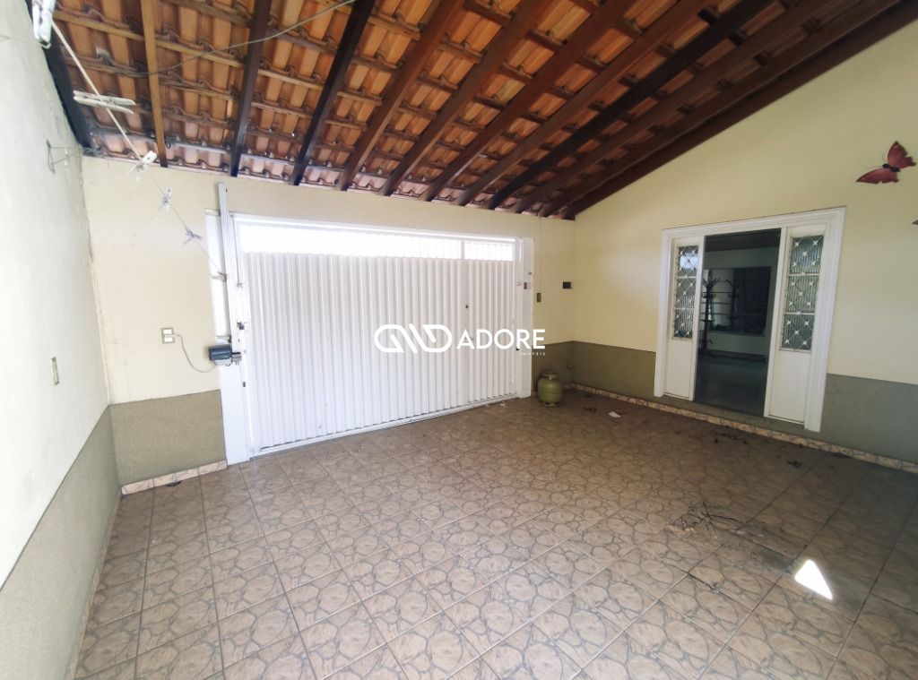 Casa à venda com 2 quartos, 100m² - Foto 11