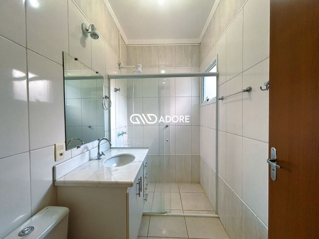 Casa de Condomínio à venda com 3 quartos, 202m² - Foto 12