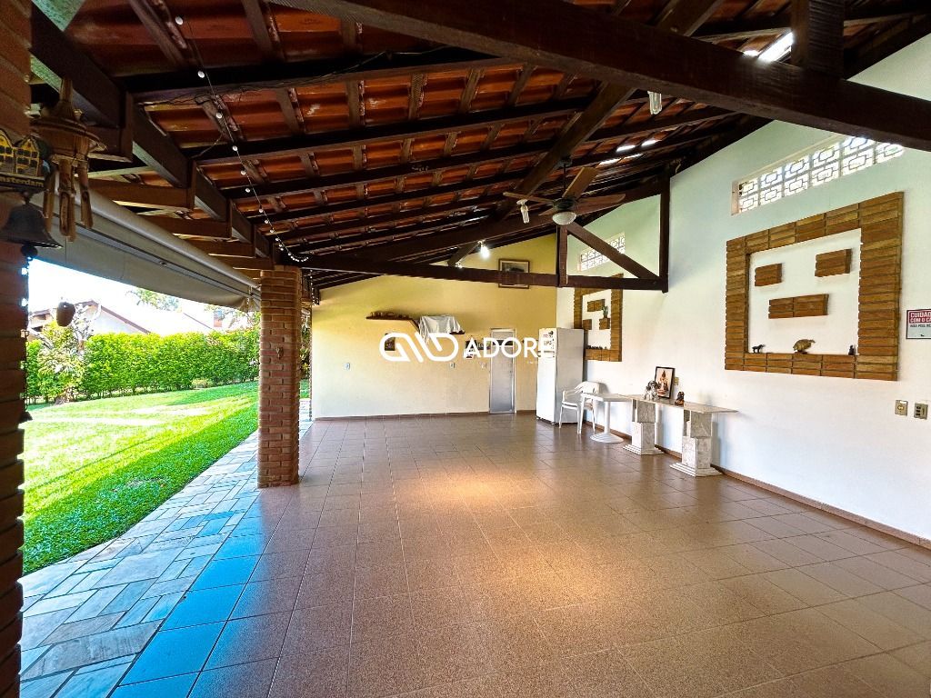 Casa de Condomínio à venda com 4 quartos, 400m² - Foto 18