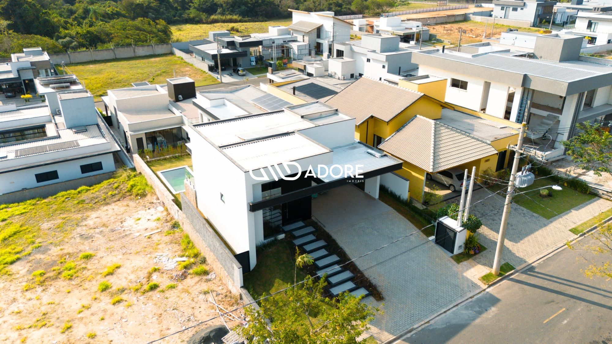 Casa de Condomínio à venda e aluguel com 3 quartos, 310m² - Foto 29