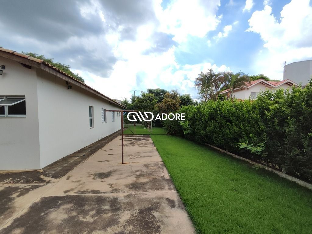 Casa de Condomínio à venda e aluguel com 3 quartos, 282m² - Foto 35