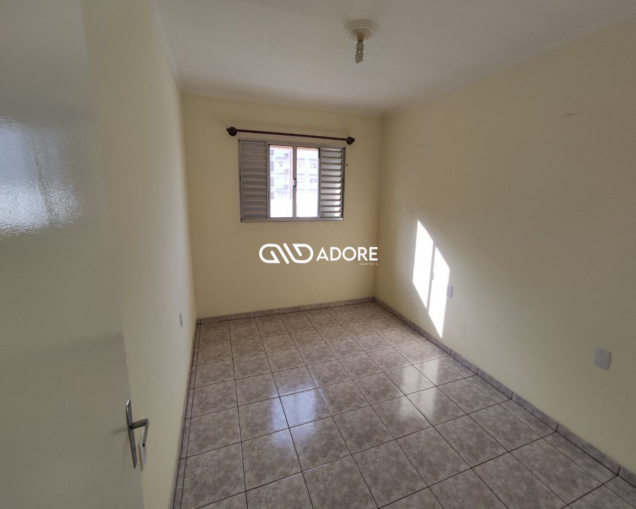 Apartamento à venda com 2 quartos, 70m² - Foto 13