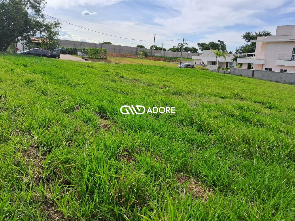 Terreno à venda, 800m² - Foto 1