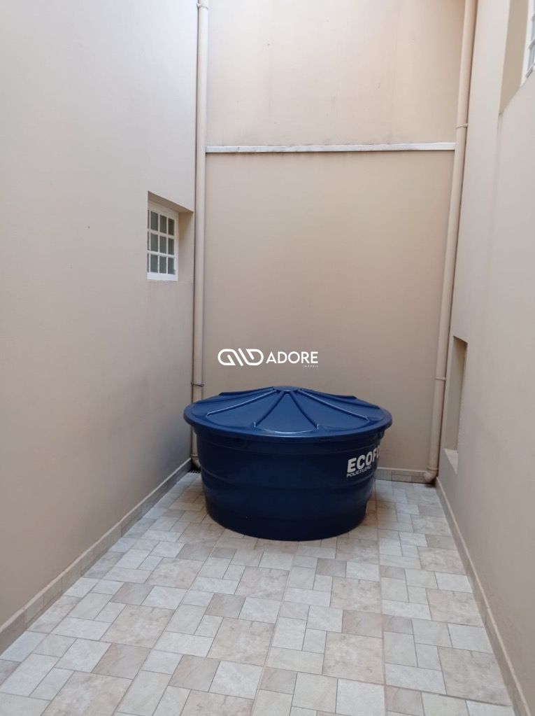 Casa à venda com 3 quartos, 201m² - Foto 12