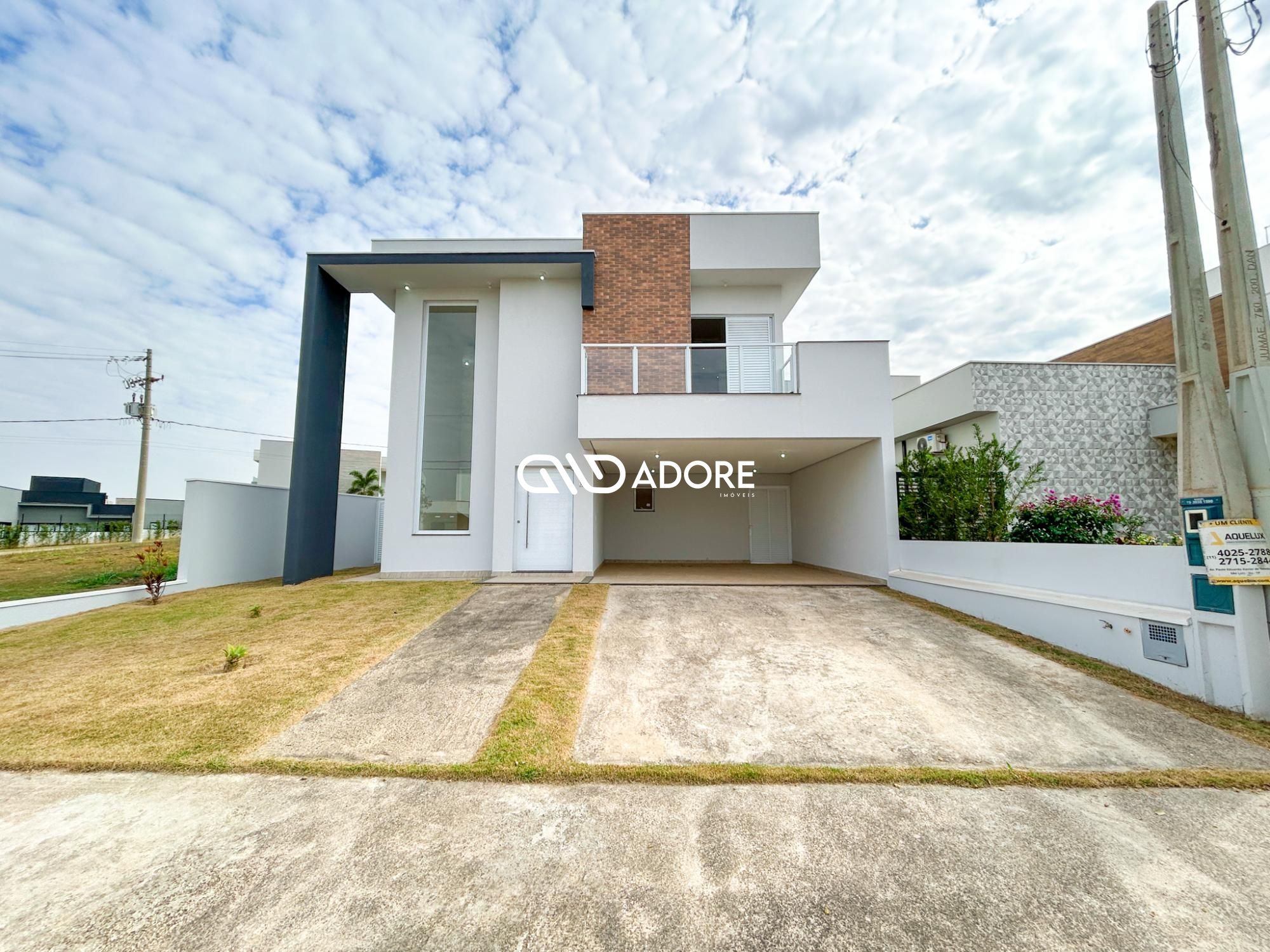 Casa de Condomínio à venda com 3 quartos, 200m² - Foto 1