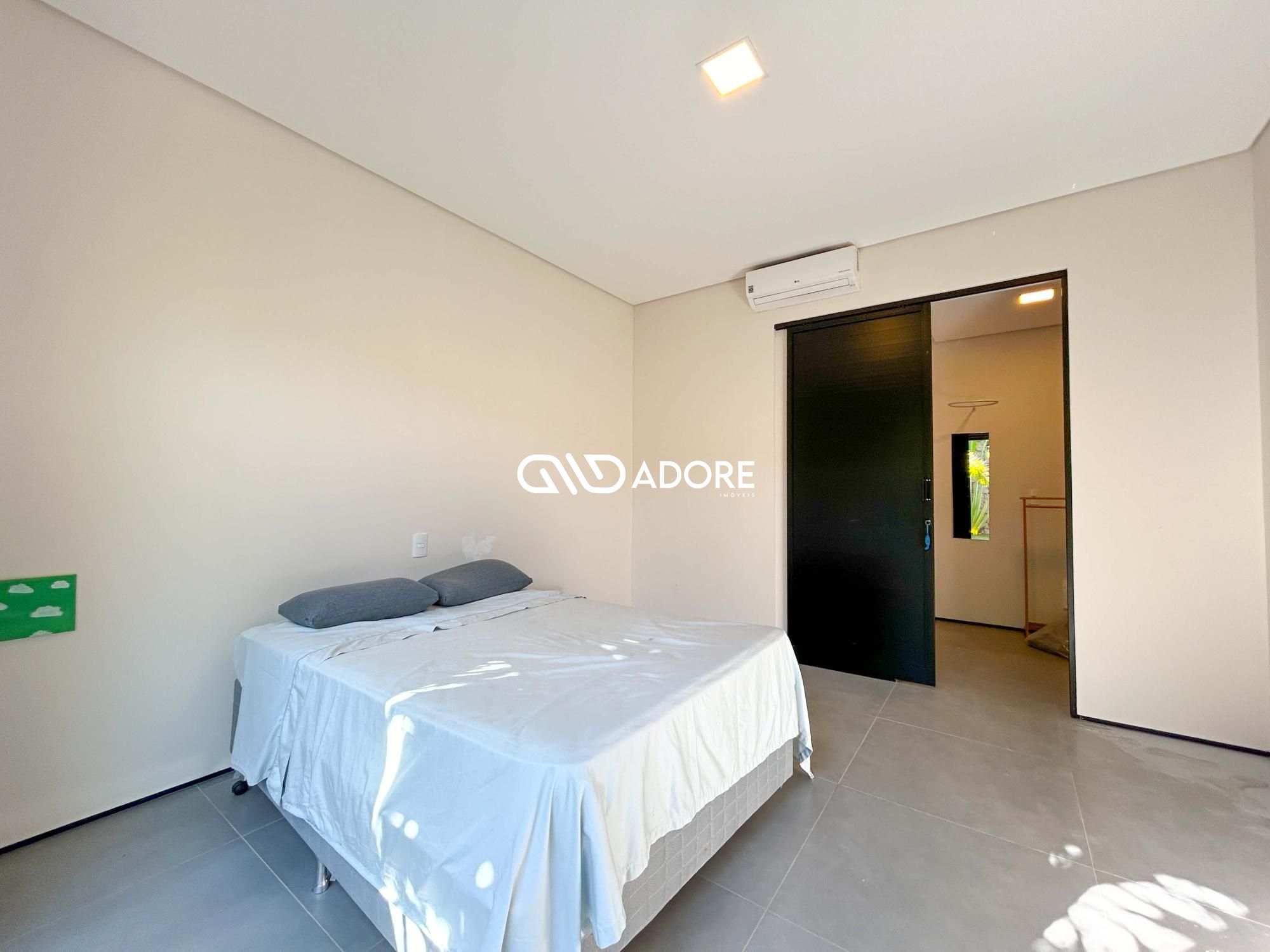 Casa de Condomínio à venda com 4 quartos, 320m² - Foto 17