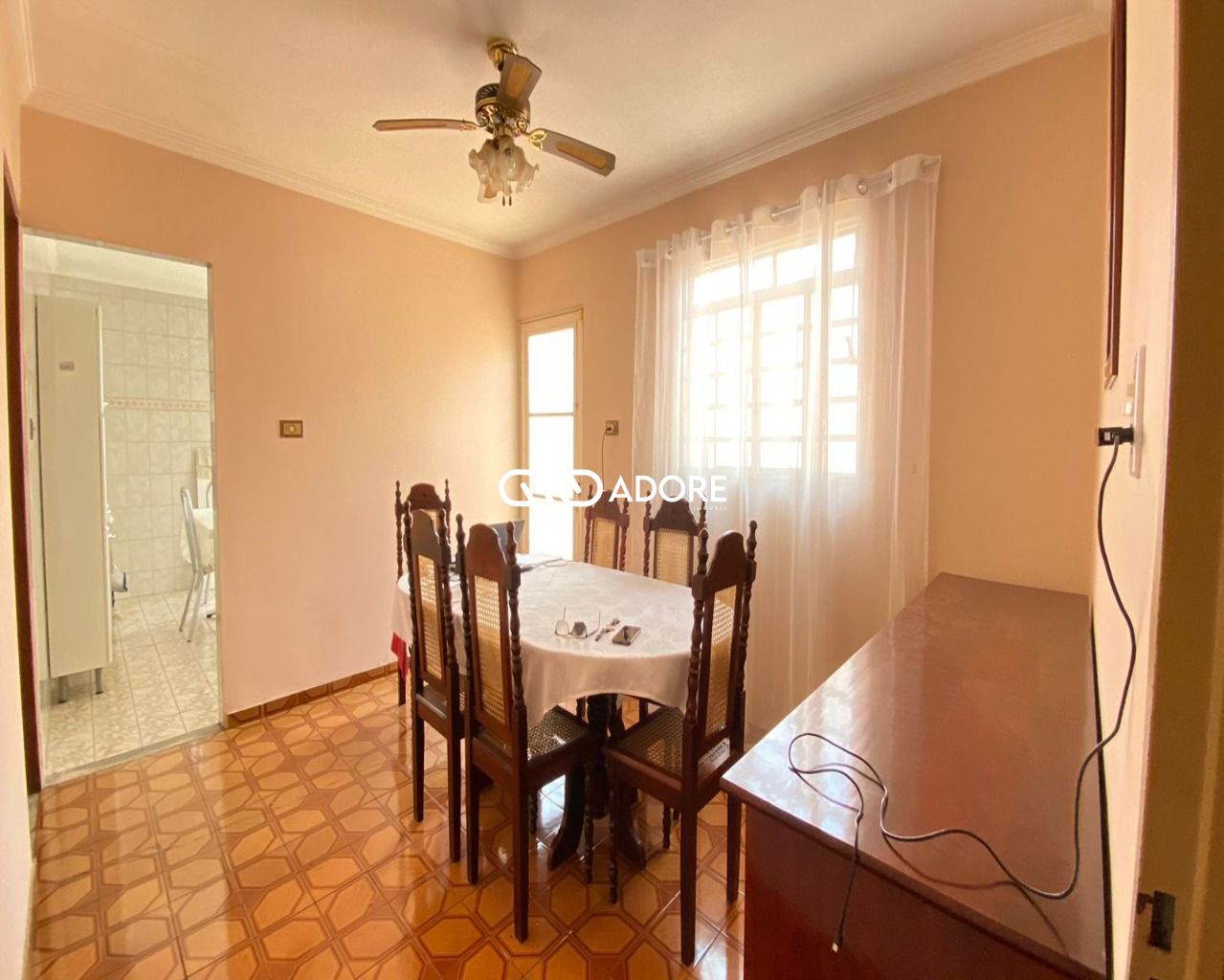 Casa à venda com 2 quartos, 100m² - Foto 4