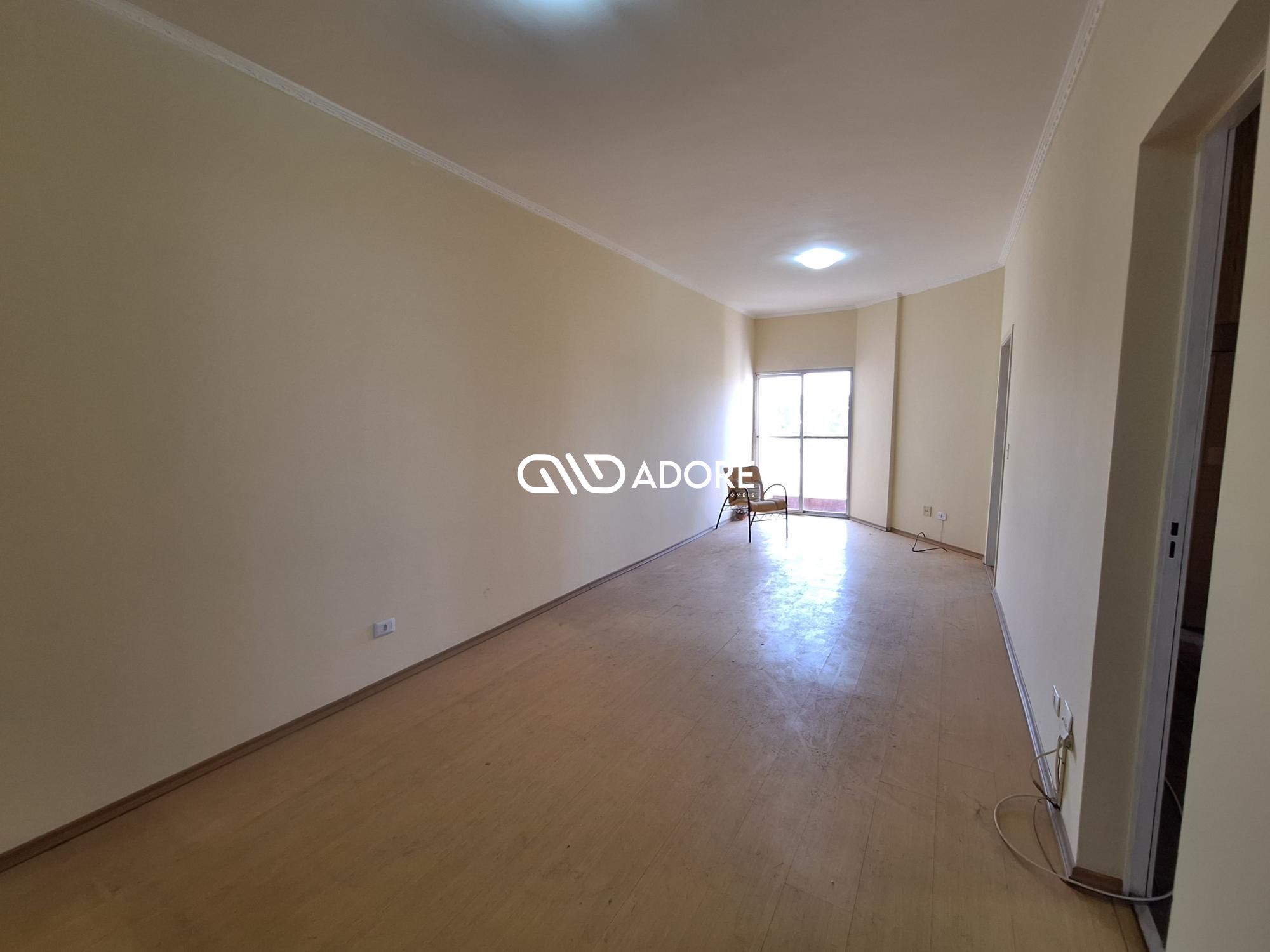 Apartamento à venda com 3 quartos, 93m² - Foto 2