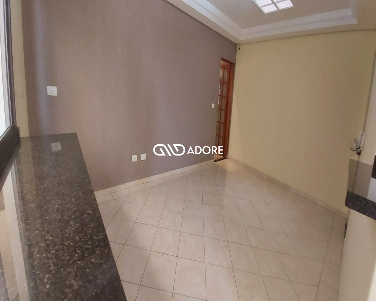 Casa à venda com 3 quartos, 250m² - Foto 4