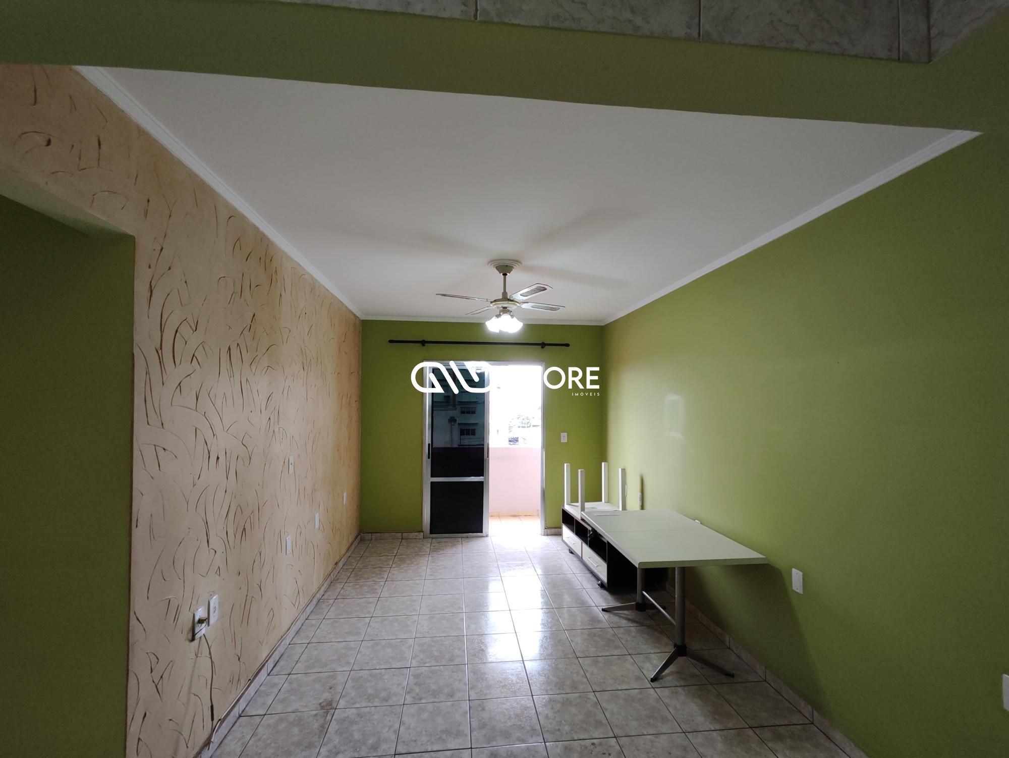 Apartamento à venda com 2 quartos, 76m² - Foto 2