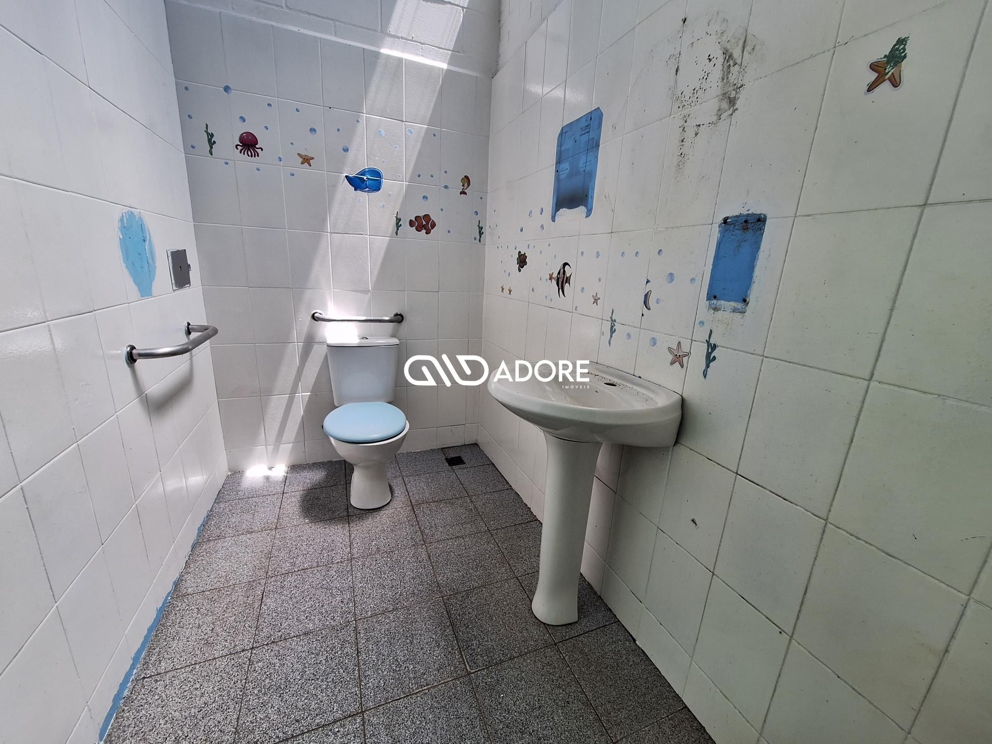 Prédio Inteiro para alugar com 26 quartos, 311m² - Foto 32