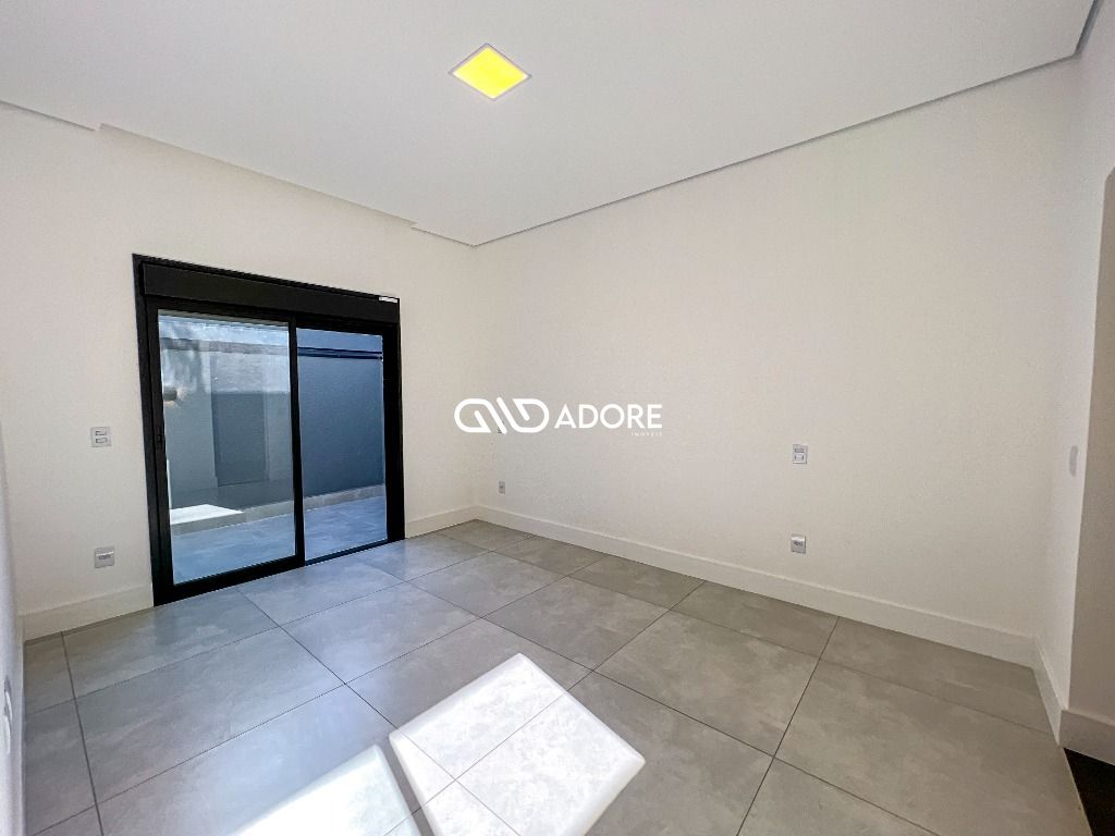 Casa de Condomínio à venda com 3 quartos, 250m² - Foto 32