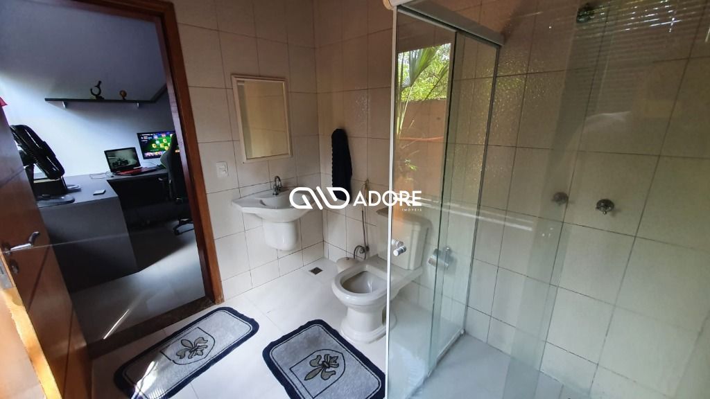 Casa de Condomínio à venda com 3 quartos, 361m² - Foto 18