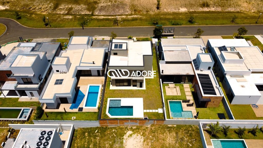 Casa de Condomínio à venda com 3 quartos, 246m² - Foto 34