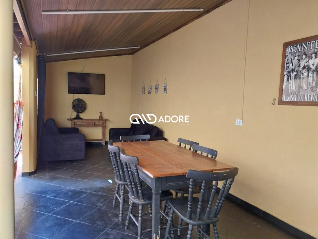 Casa à venda com 3 quartos, 360m² - Foto 5