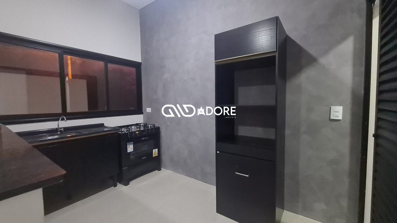 Casa à venda com 2 quartos, 62m² - Foto 11