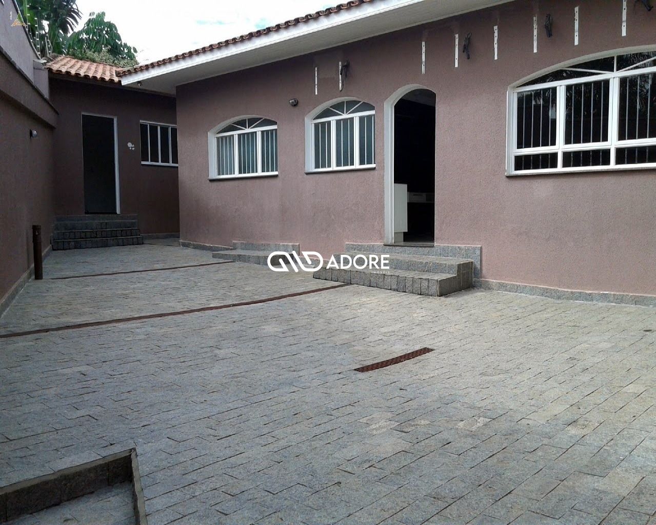 Casa à venda e aluguel com 5 quartos, 700m² - Foto 7