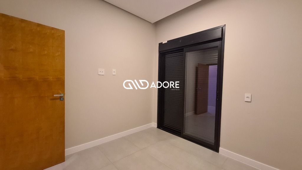 Casa à venda com 3 quartos, 208m² - Foto 6