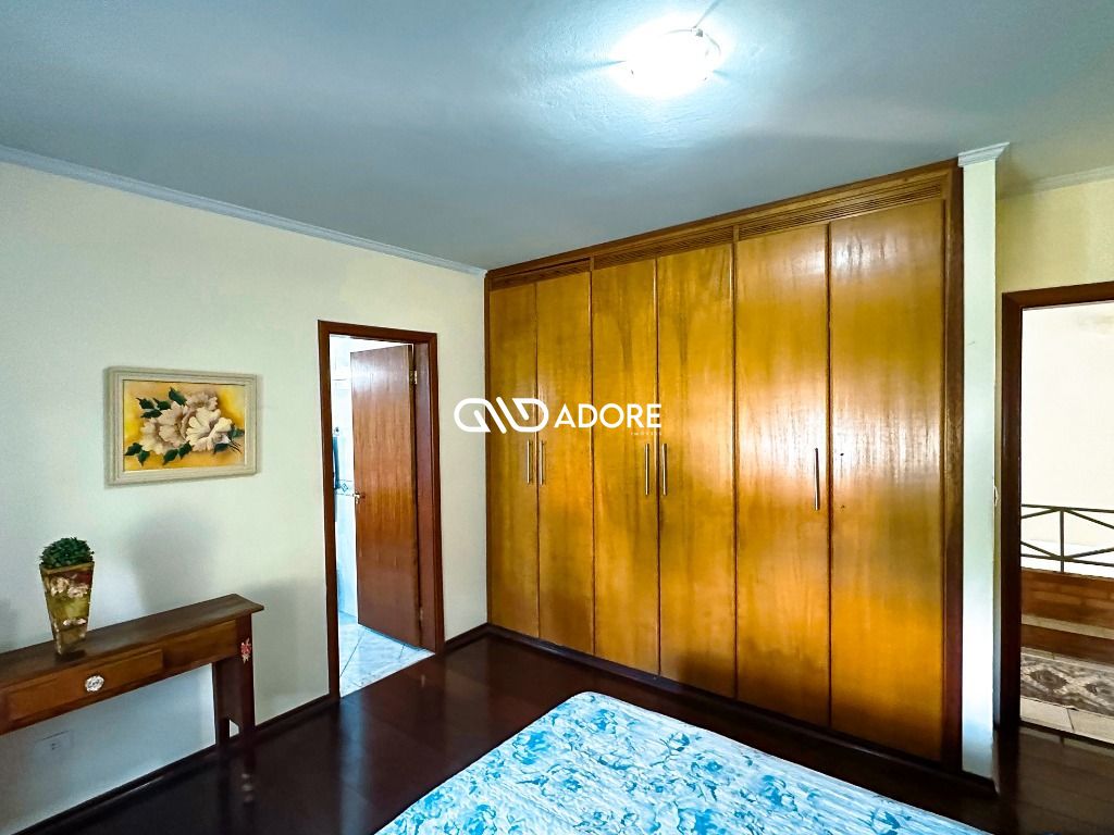 Casa de Condomínio à venda com 3 quartos, 600m² - Foto 23