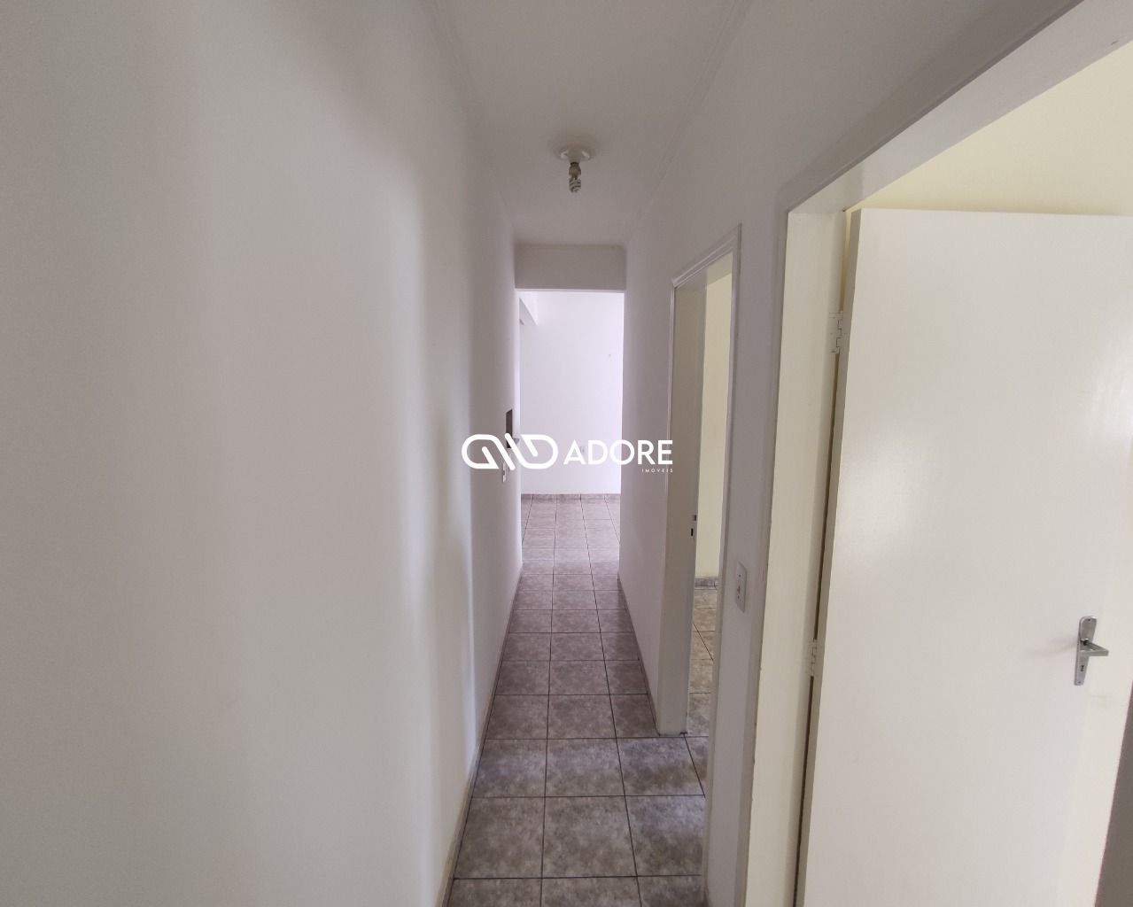 Apartamento à venda com 2 quartos, 70m² - Foto 17