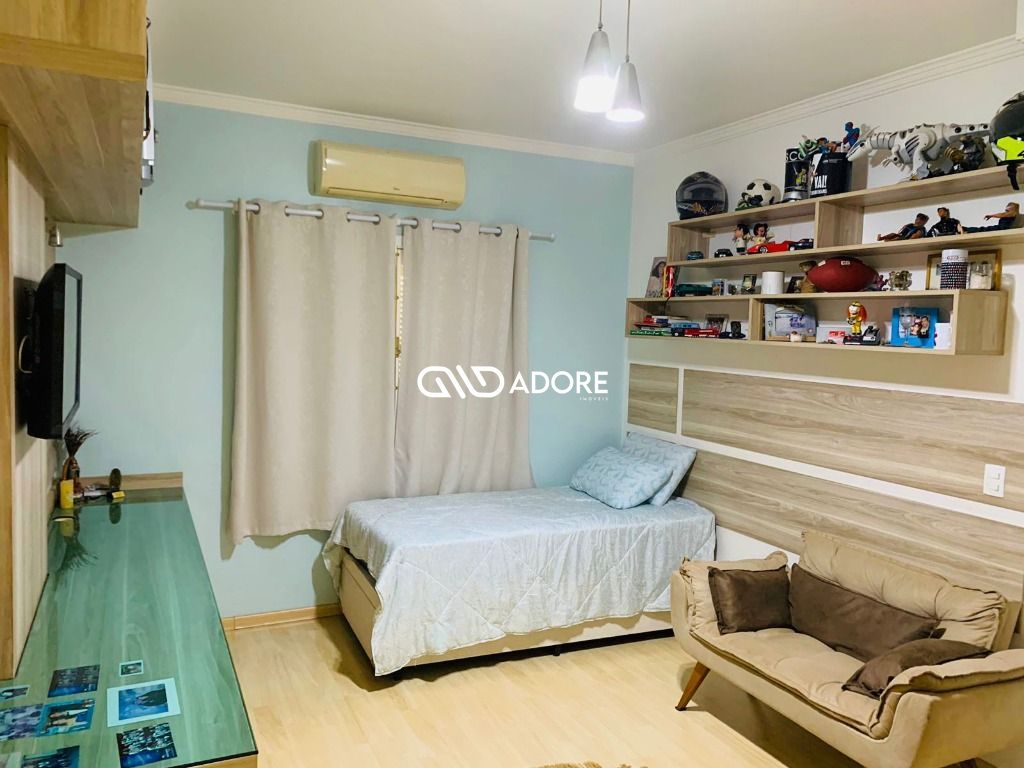 Casa de Condomínio à venda com 4 quartos, 950m² - Foto 35