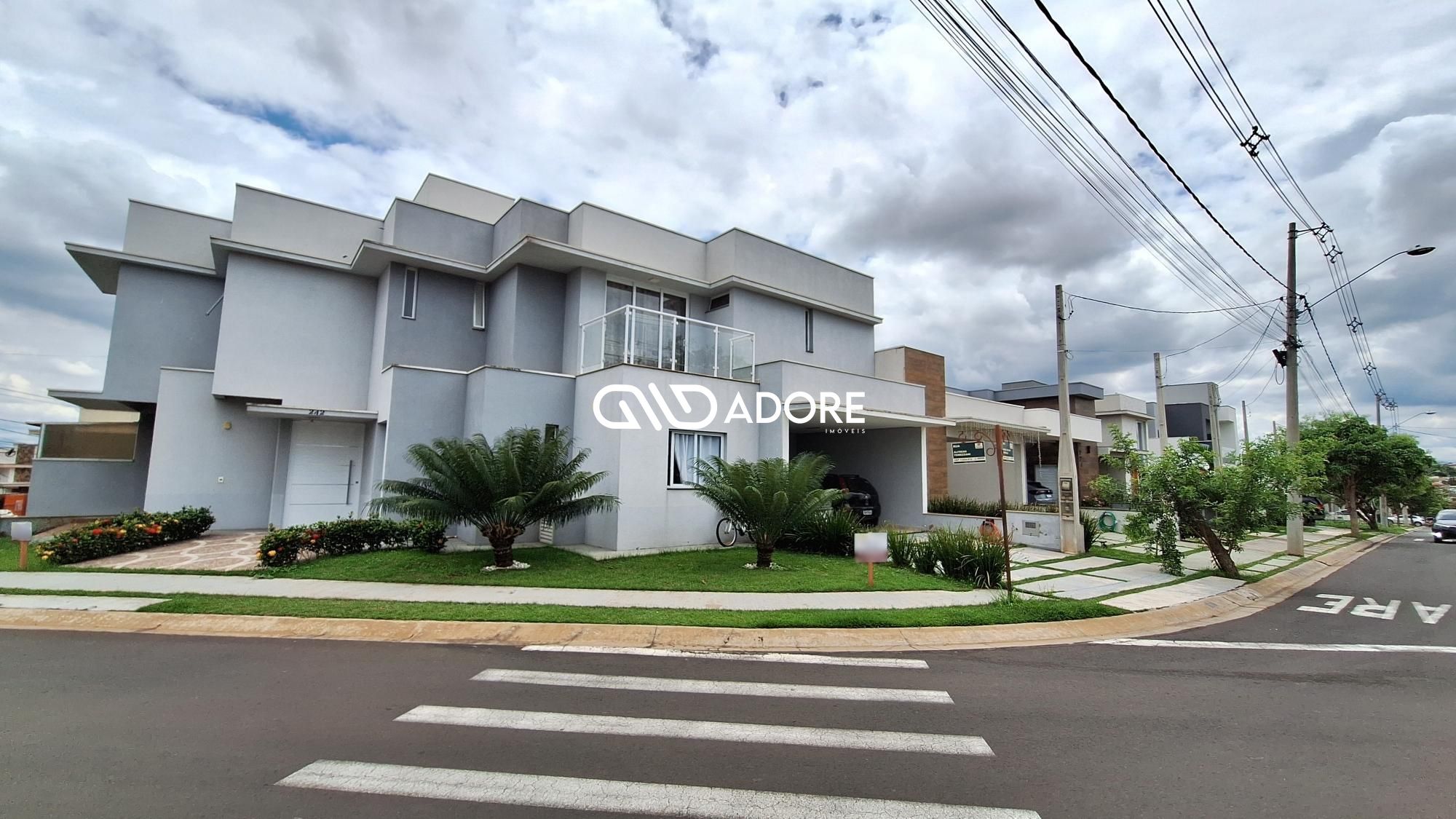 Casa de Condomínio à venda com 3 quartos, 246m² - Foto 2