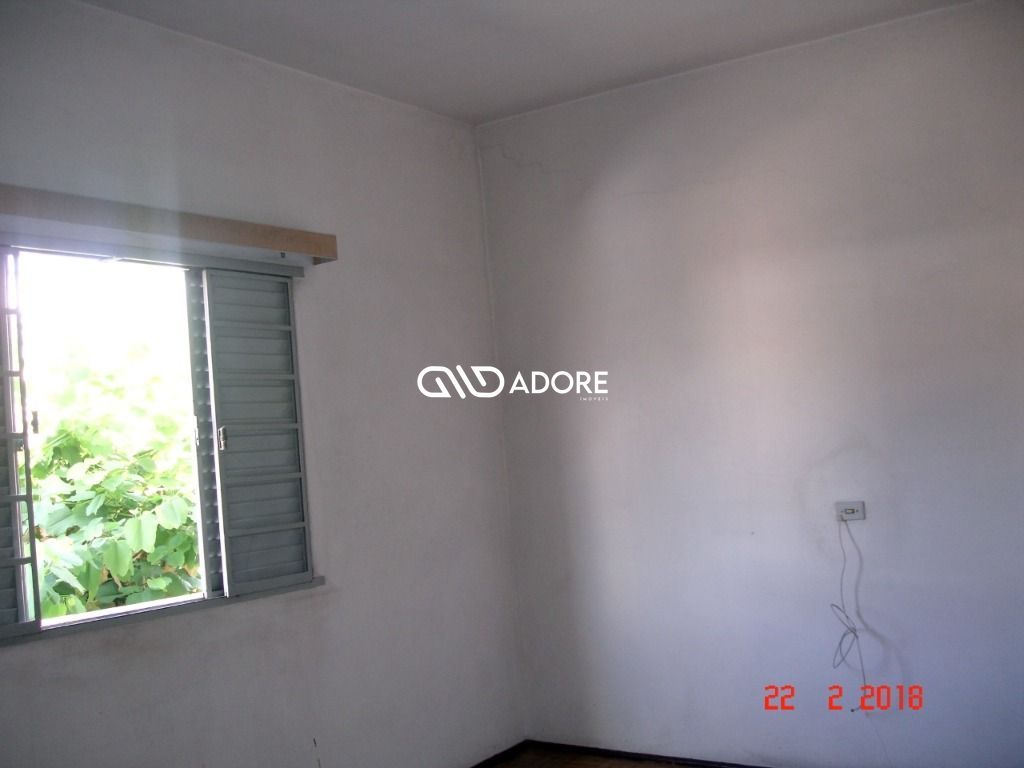 Casa à venda com 3 quartos, 197m² - Foto 7